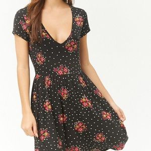 Forever 21 floral v-neck mini skater dress